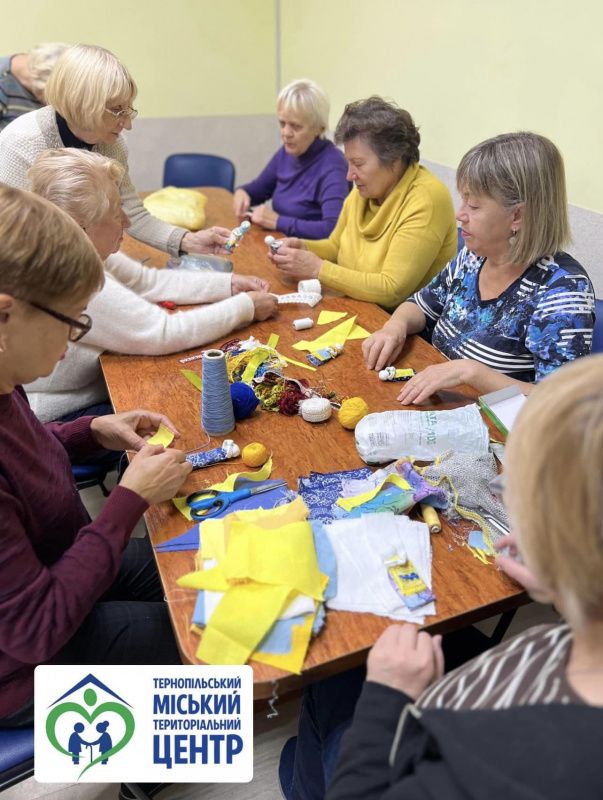 Новини Тернополя - фото з Гаджетологія, іноземні мови та аквапарк: які заняття для людей «золотого віку» є у Тернополі