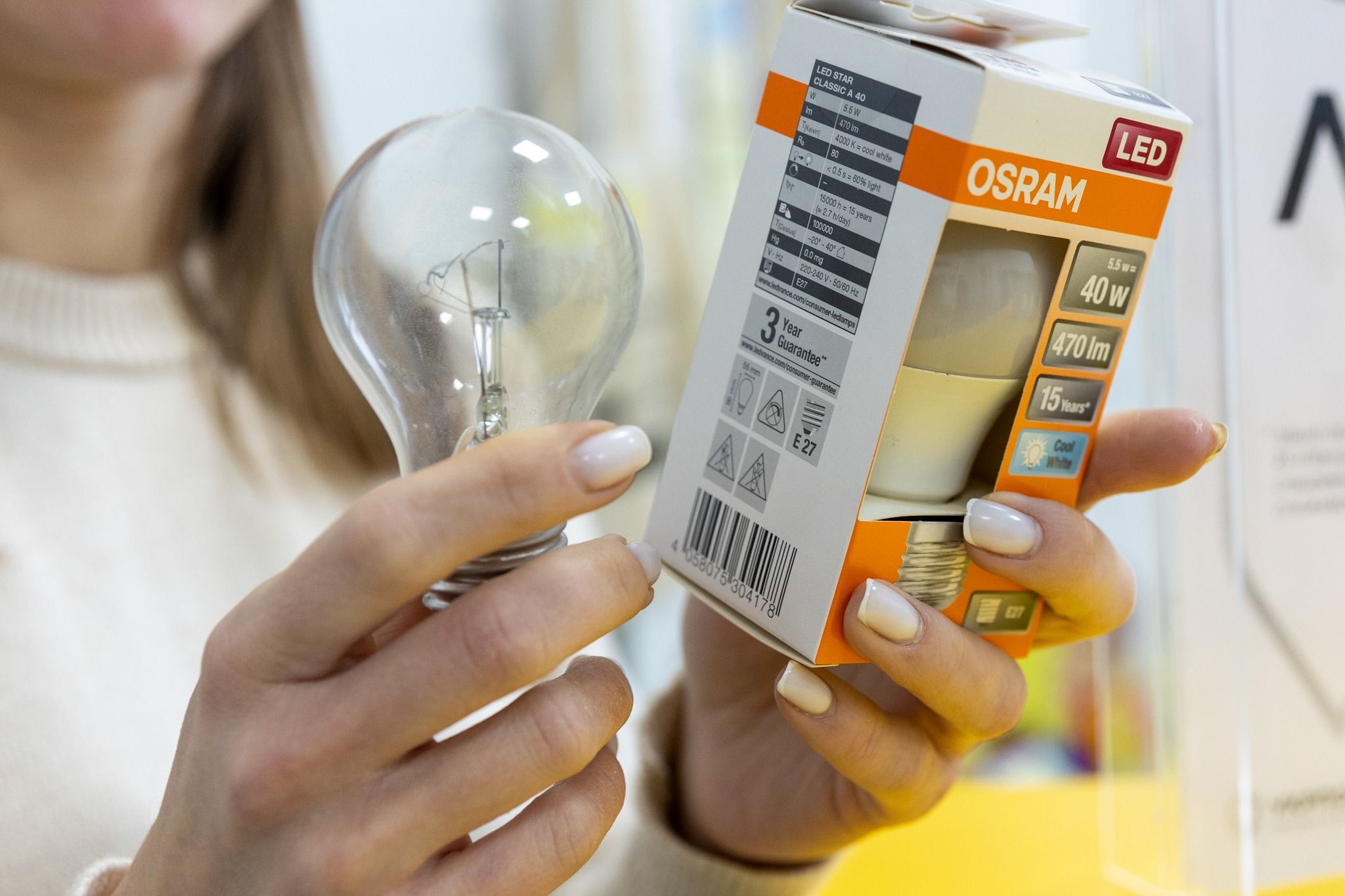 Новини Тернополя - фото з Програма обміну лампочок: як зараз працює на Тернопільщині та хто може нею скористатись?