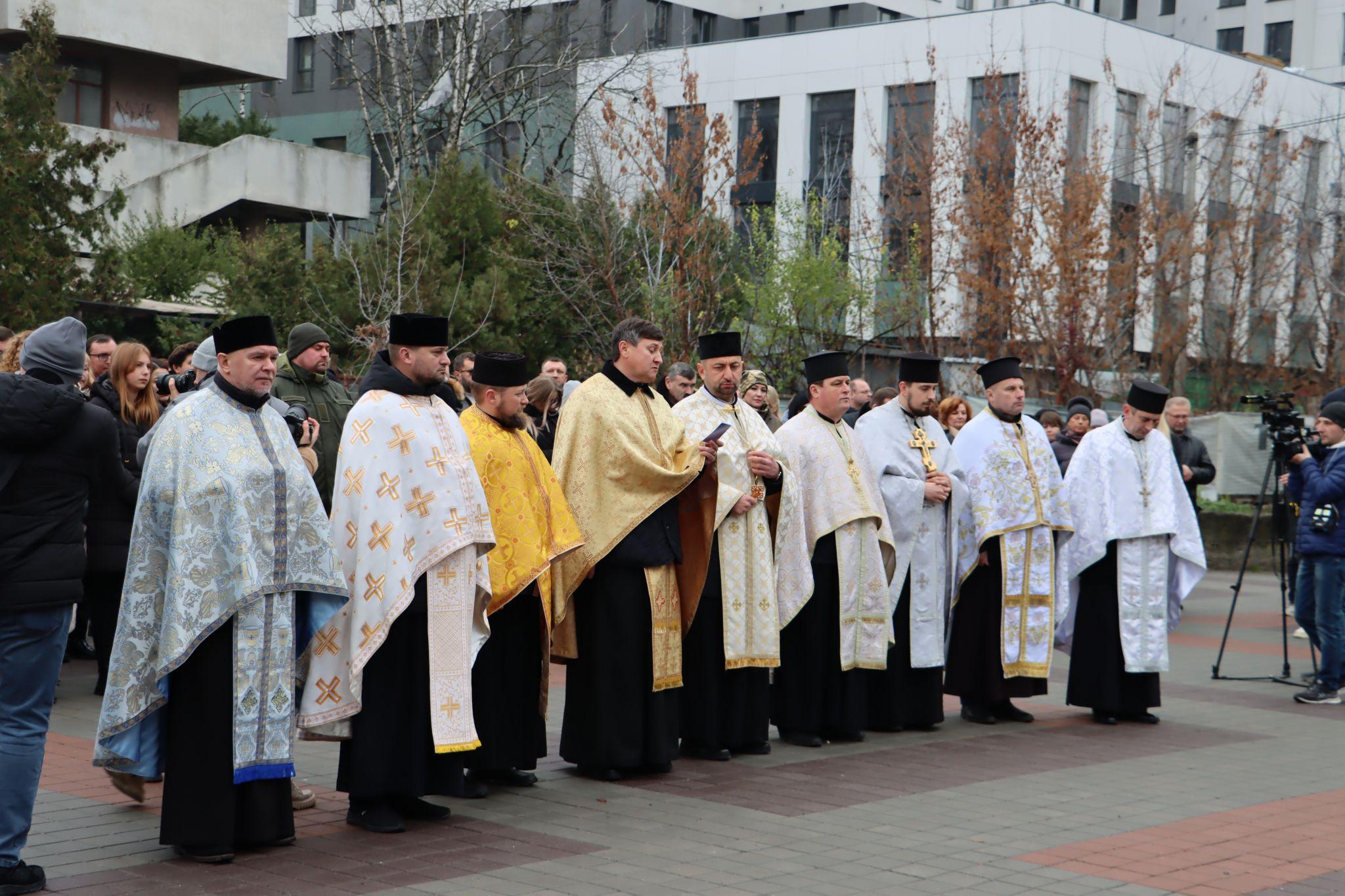 Новини Тернополя - фото з «Святкуємо Воскресіння України»: 10 років Революції Гідності вшанували у Тернополі