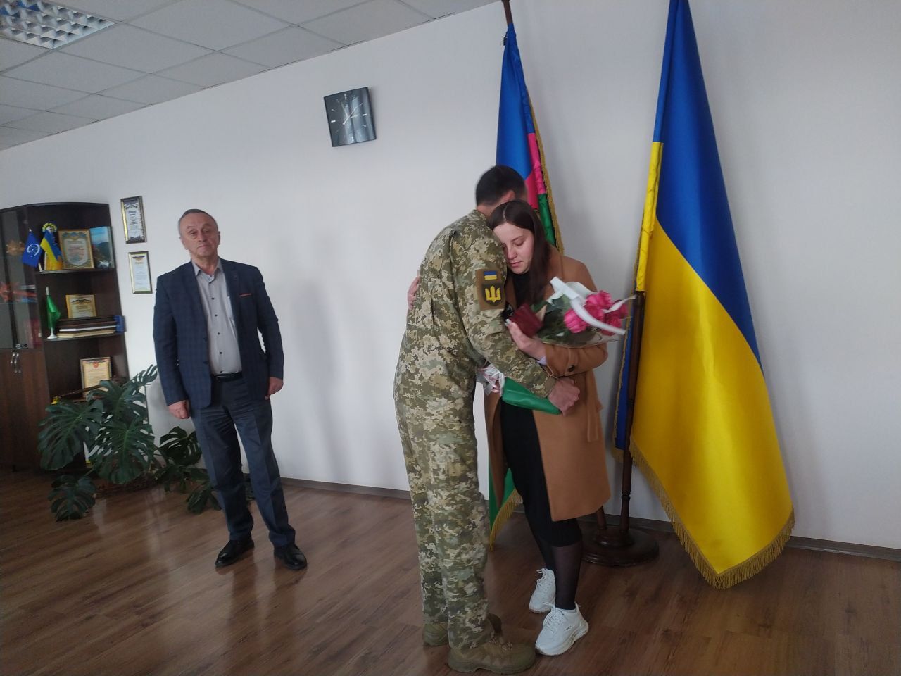 Новини Хмельницького - фото з Двох військових із Віньковецької громади відзначили державними нагородами