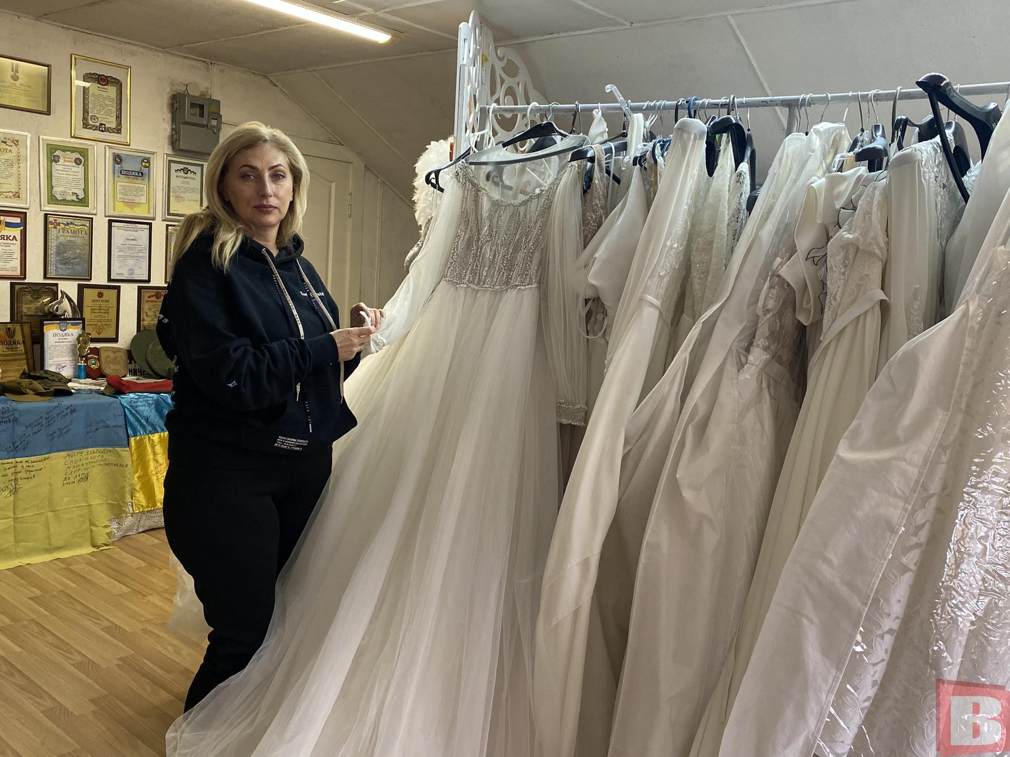 Новини Хмельницького - фото з Кохання перемагає. У Хмельницькому жінка організовує безкоштовні весілля для військових