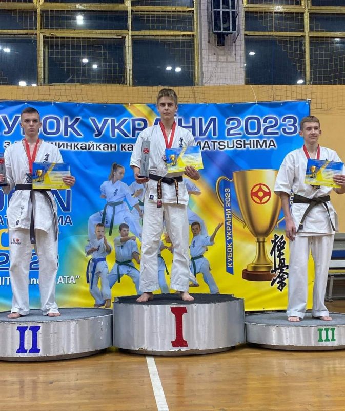 Новини Тернополя - фото з Тернополянин здобув Кубок України з кіокушинкайкан карате