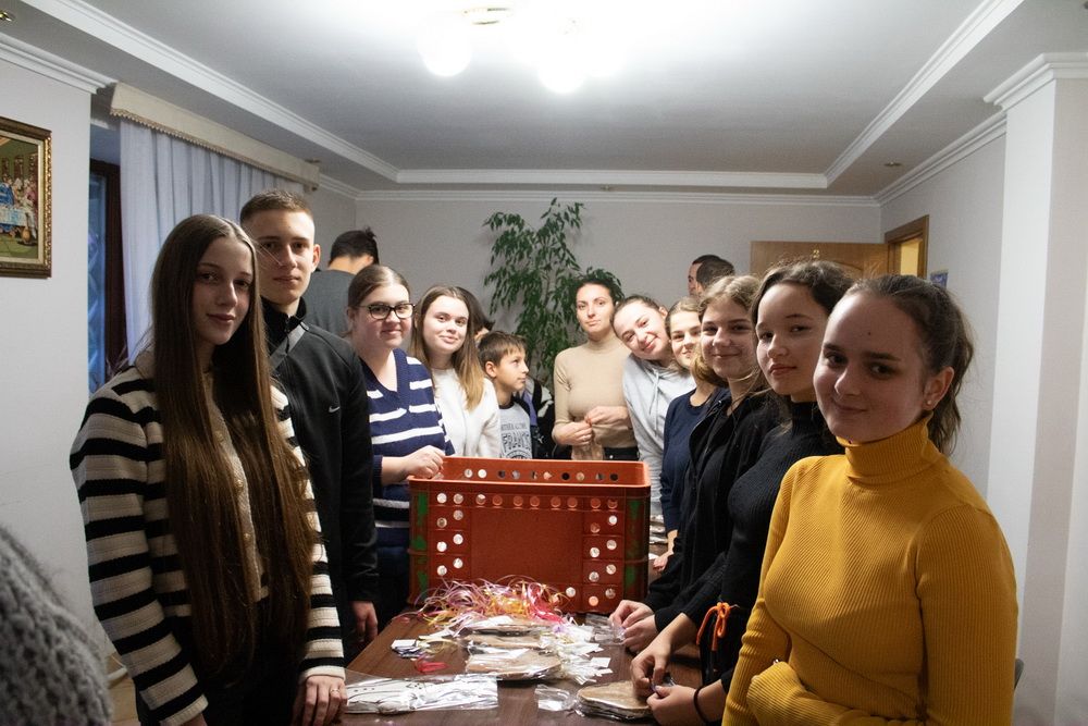 Новини Тернополя - фото з У церквах УГКЦ в Тернополі збирають подарунки дітям до Миколая — що можна приносити