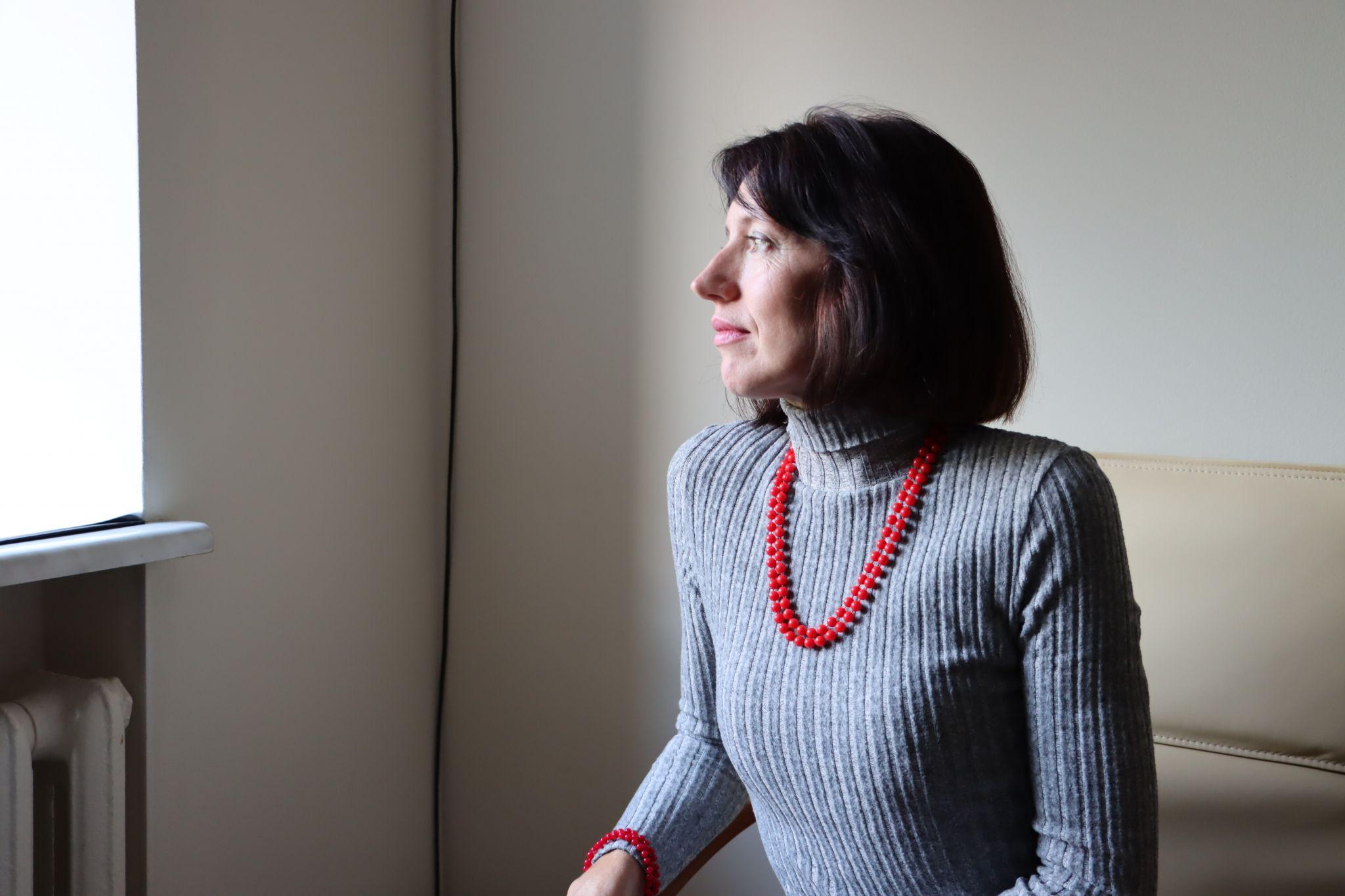 Новини Тернополя - фото з Іконописиця з Копичинець чекає чоловіка та сина з фронту і допомагає ЗСУ