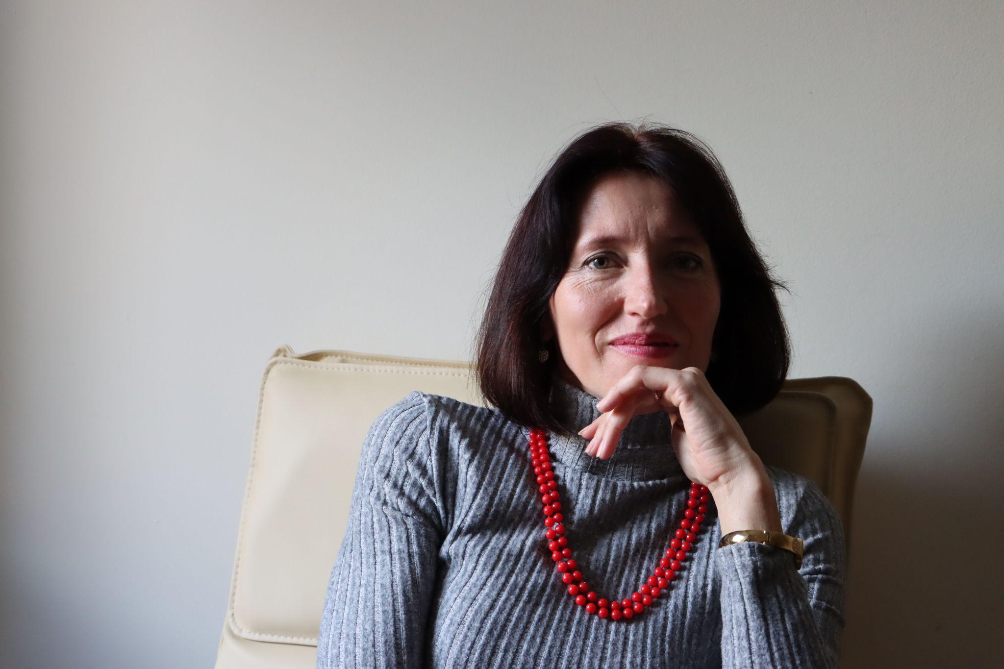 Новини Тернополя - фото з Іконописиця з Копичинець чекає чоловіка та сина з фронту і допомагає ЗСУ