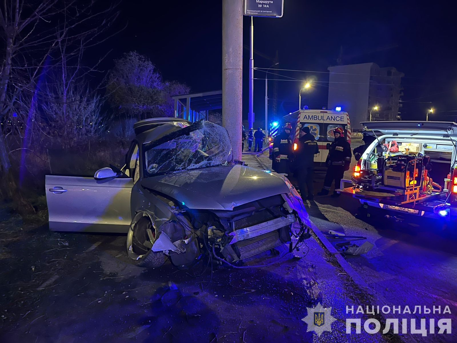 Новини Вінниці - фото з Водій на Audi влетів в опору: деталі смертельної аварії на  Келецькій