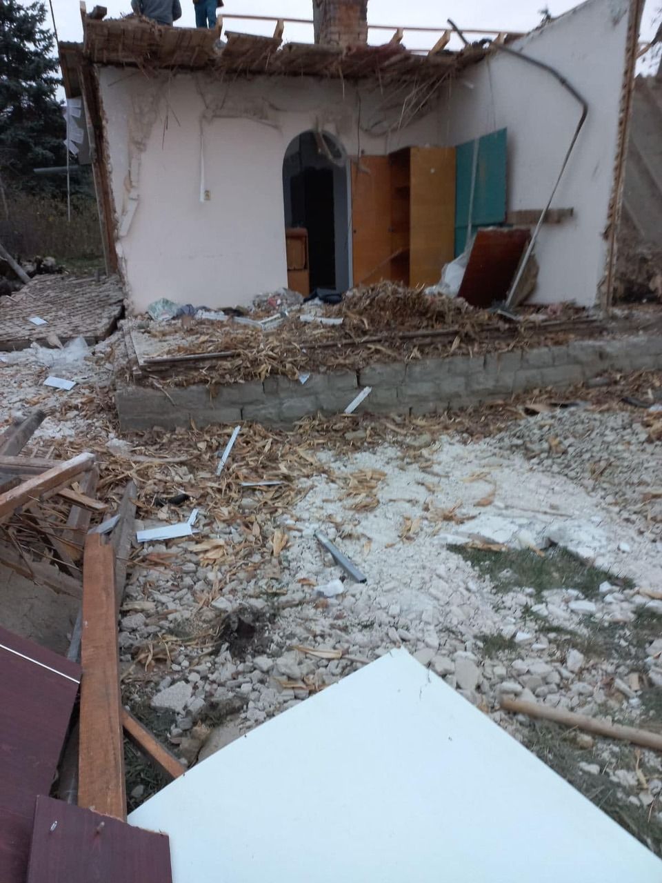 Новини Тернополя - фото з На Теребовлянщині вибухнув газ у будинку — один з мешканців у реанімації