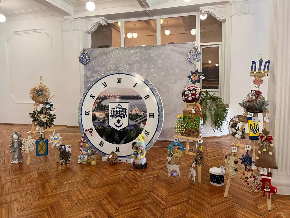 Новини Тернополя - фото з Новорічній ялинці в Тернополі бути: чим прикрашатимуть та коли планують відкриття