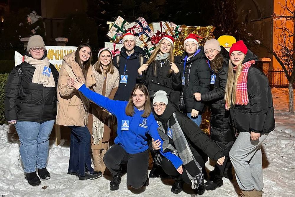 Новини Тернополя - фото з У Тернополі понад тисячу родин отримали подарунки до свята Миколая
