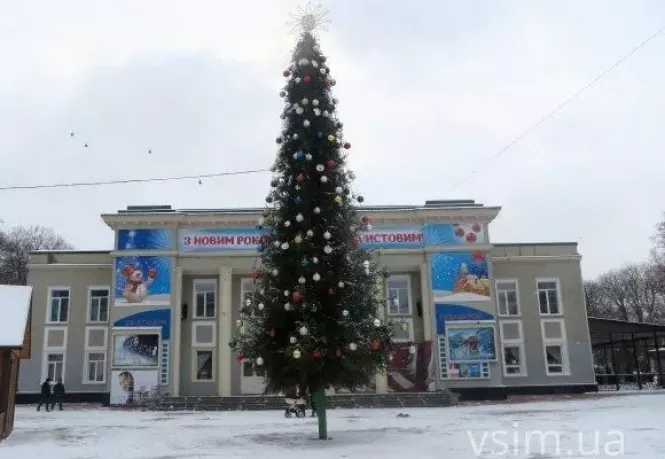 Новини Хмельницького - фото з Як виглядали центральні ялинки Хмельницького: історія у фото