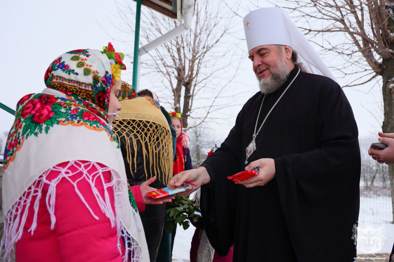Новини Козятина - фото з На храмовому святі в Пляховій Божественну літургію провів владика Симеон