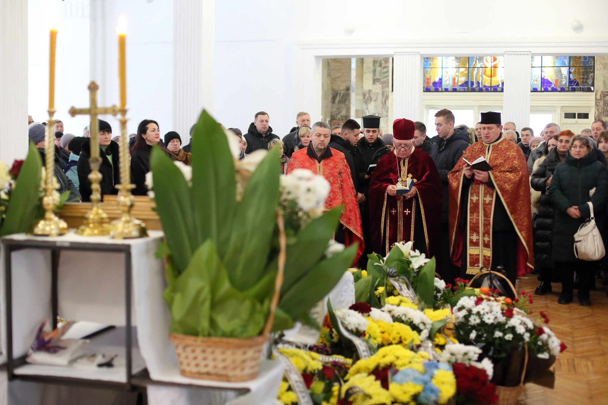 Новини Тернополя - фото з У Тернополі попрощалися із головним лемком України Олександром Венгриновичем
