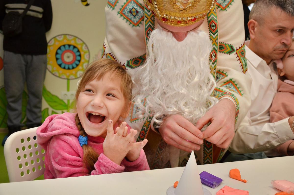 Новини Тернополя - фото з У Тернополі організували дитяче свято «Запалюємо серця»