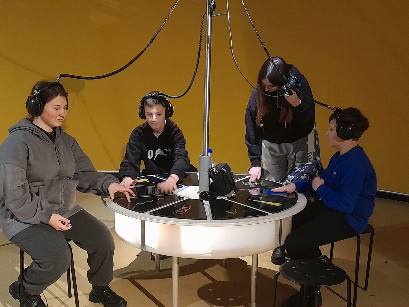 Новини Вінниці - фото з «Казала йому, щоб він лише не зазнався». Як шестикласник Ілля Пашута представляв Україну в Польщі?