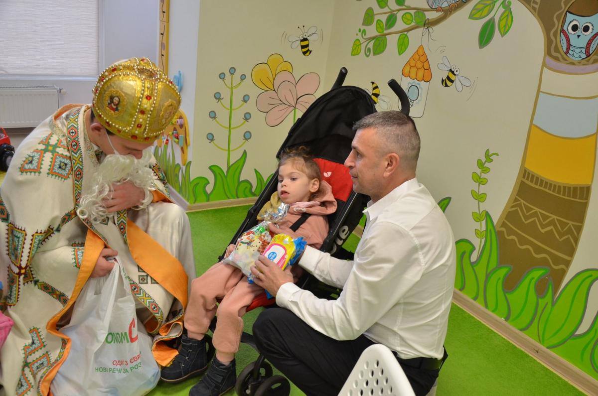 Новини Тернополя - фото з У Тернополі організували дитяче свято «Запалюємо серця»