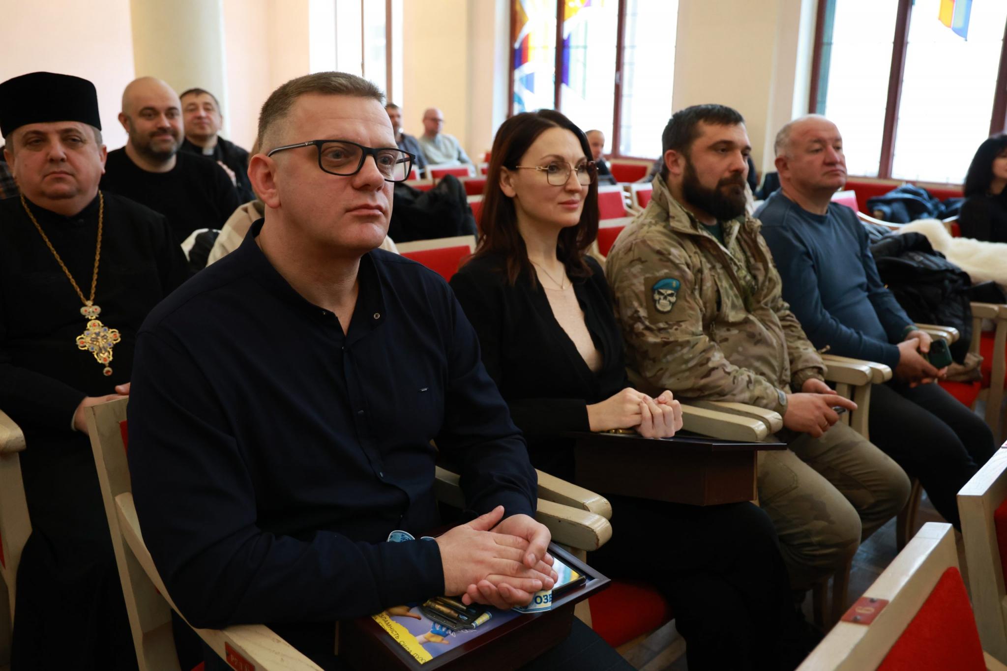 Новини Хмельницького - фото з У Хмельницькому нагородили волонтерів з нагоди свята