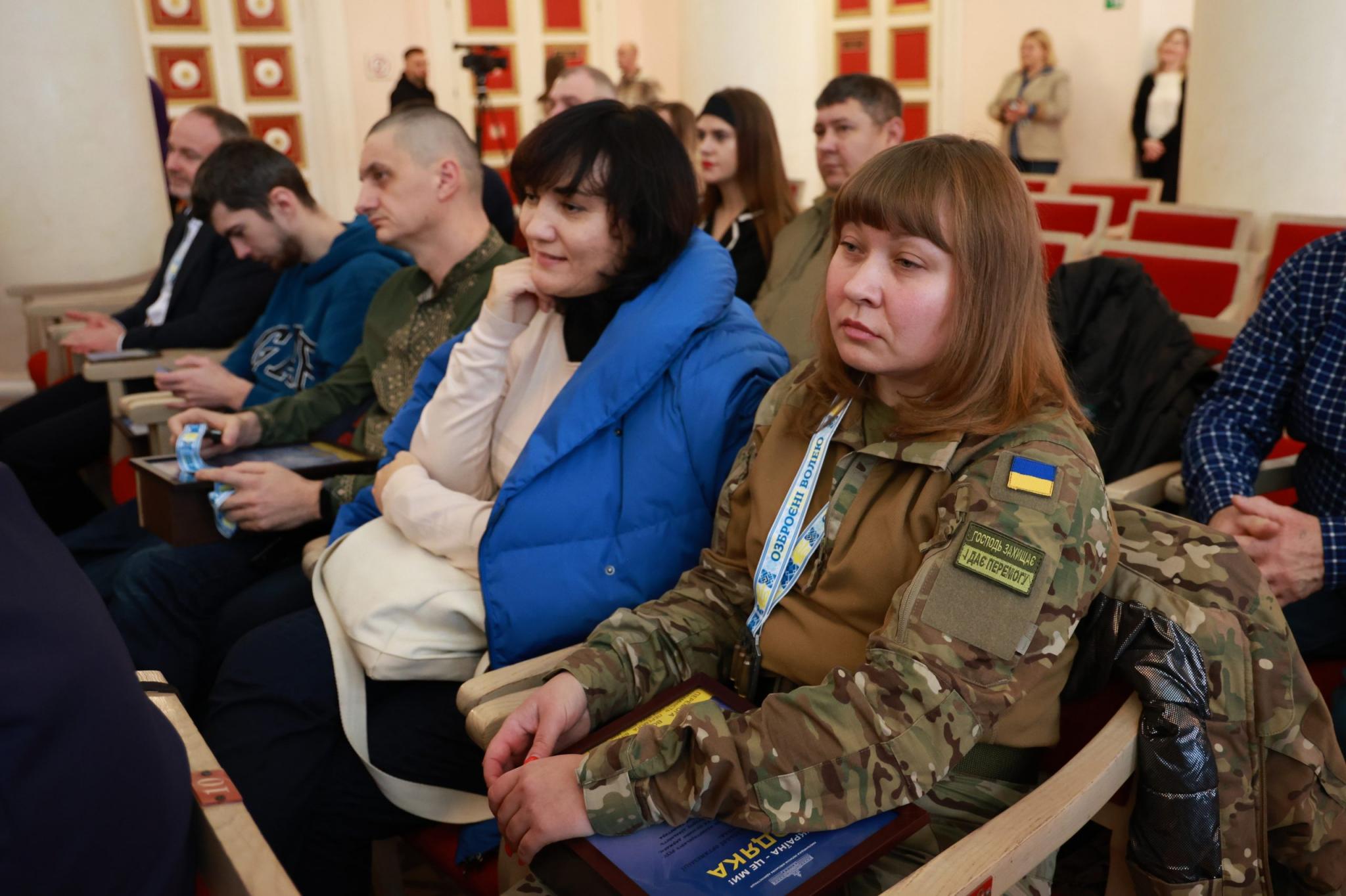 Новини Хмельницького - фото з У Хмельницькому нагородили волонтерів з нагоди свята