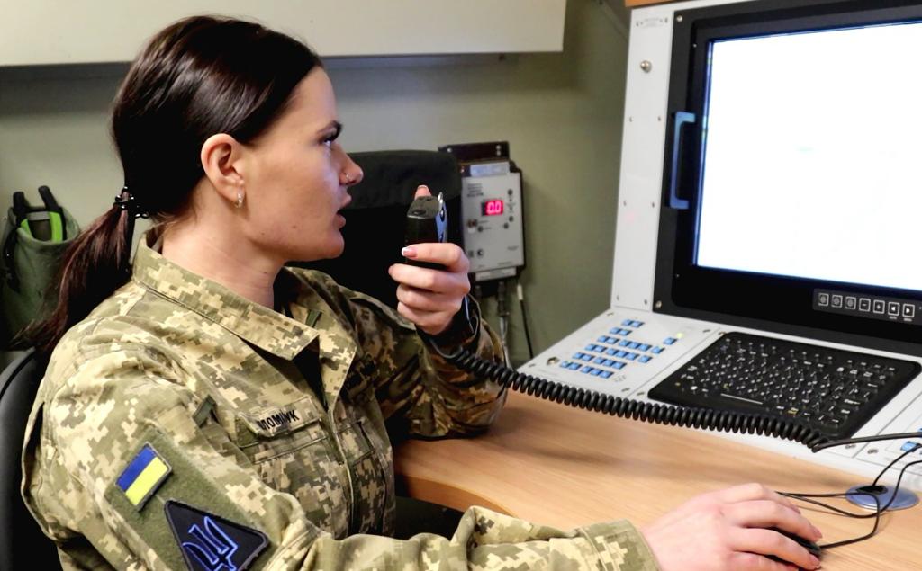 Новини Вінниці - фото з Мала співати, але в голові раптом «перемкнулося» — хочу у військо! Аня-ППОшниця «веде» ракети