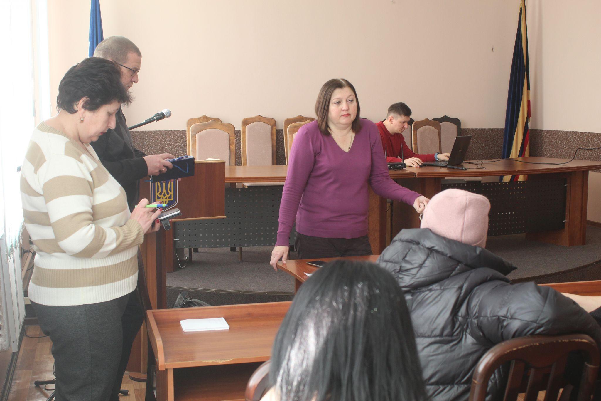 Новини Козятина - фото з Родичі Героїв прийшли за відповідями, але тільки створили робочу групу