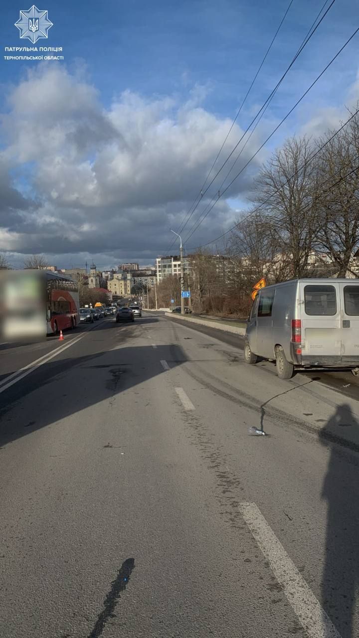 Новини Тернополя - фото з Аварія на Микулинецькій — є травмовані
