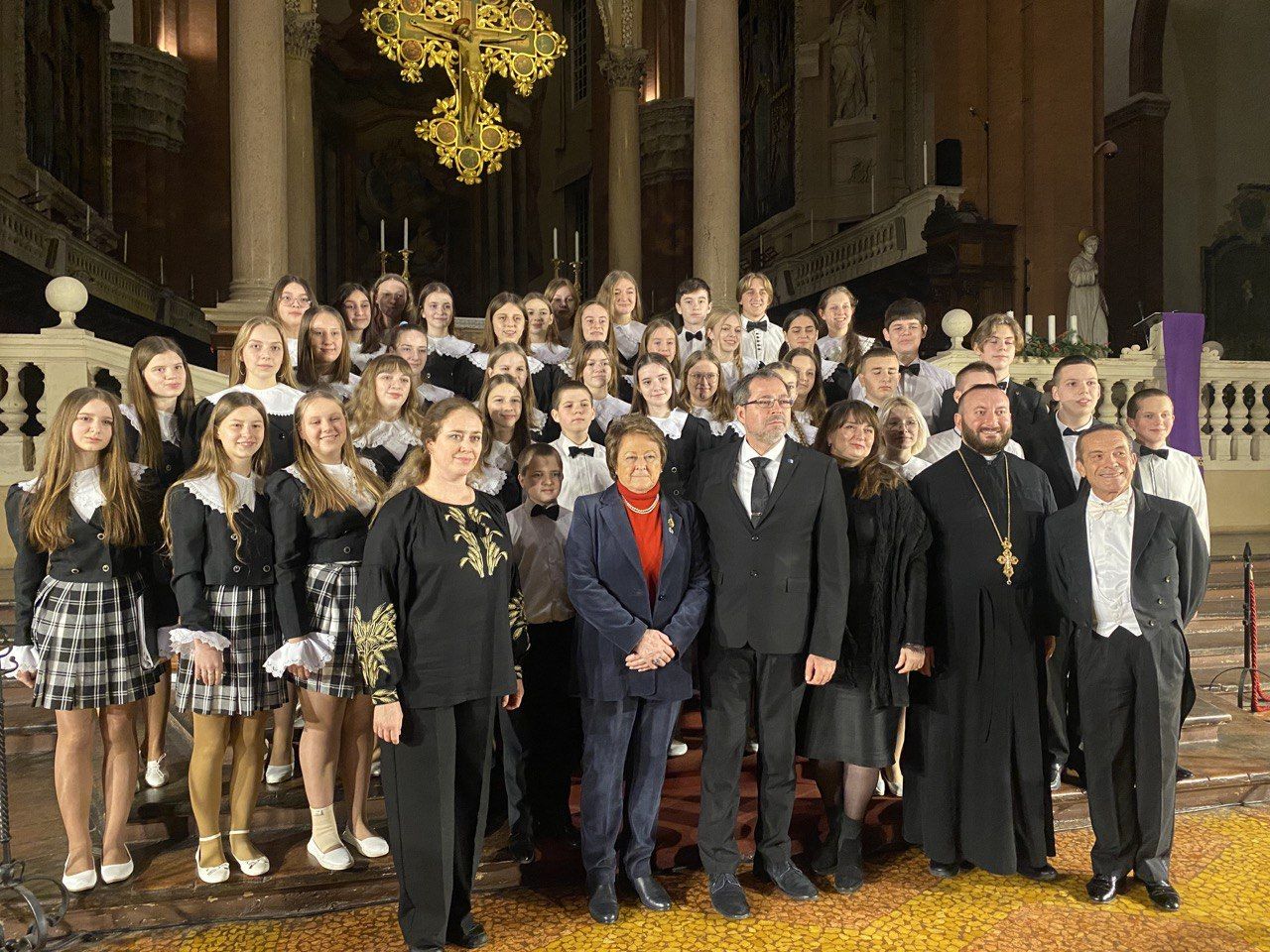 Новини Тернополя - фото з Італійці аплодували стоячи: тернопільська «Зоринка» долучилася до масштабного проєкту