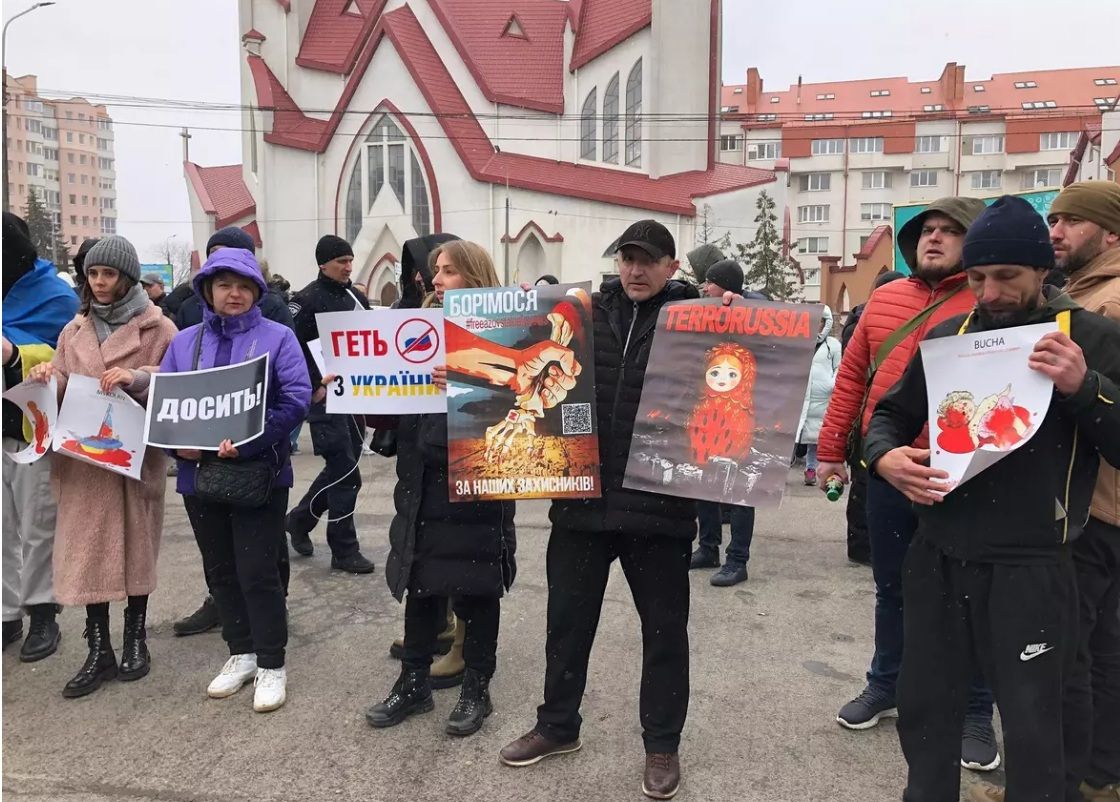 Новини Тернополя - фото з Суд повернув церкві моспатріархату право користуватись землею на Коновальця