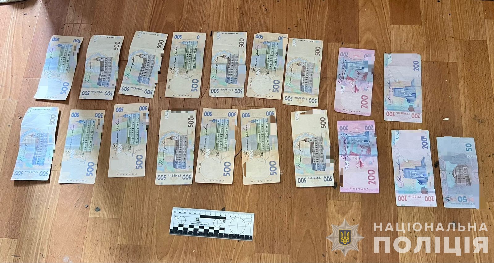 розбивали вікна магазинів та викрадали гроші: вінницькі оперативники та спецпризначенці корду затримали групу зловмисників