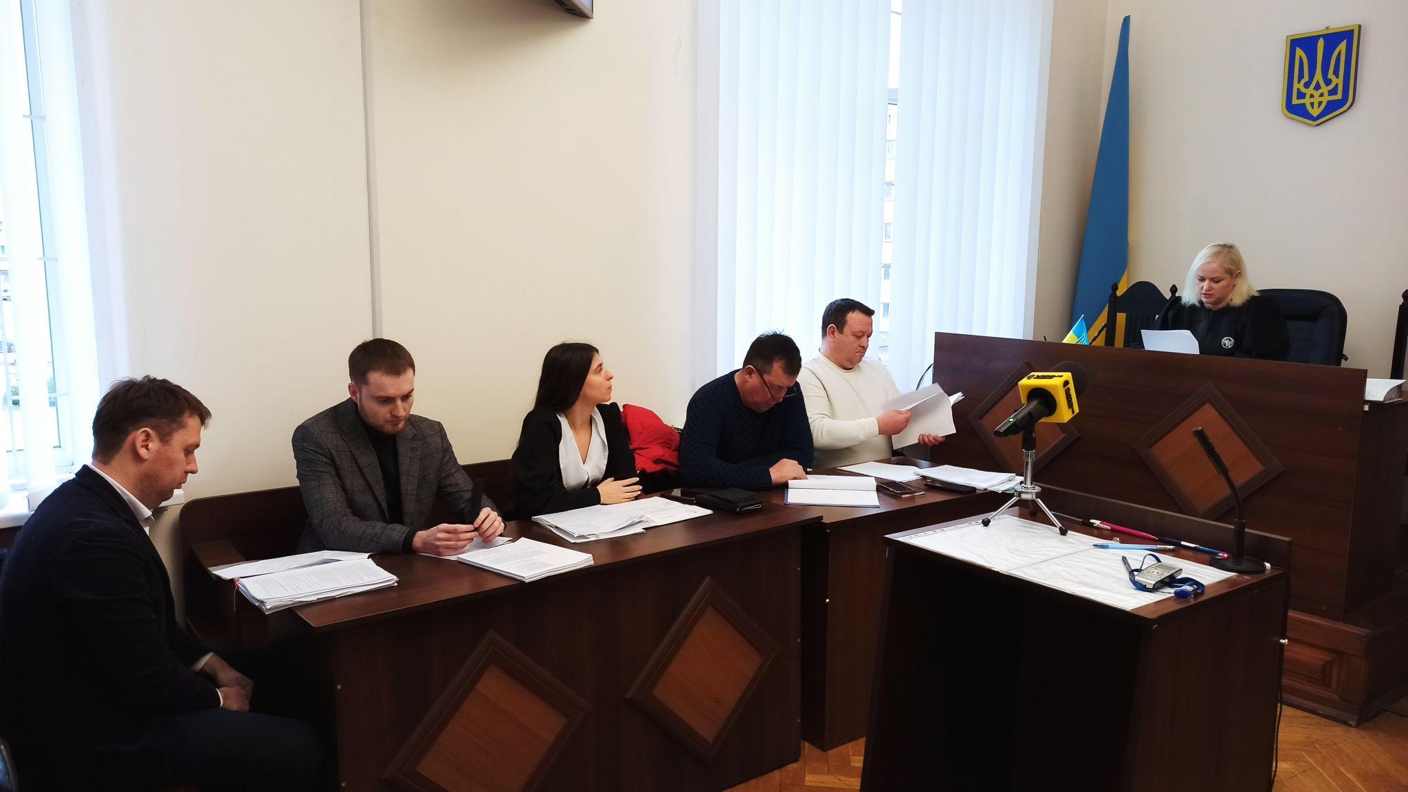 Новини Житомира - фото з Як уникнути відповідальності: судовий розгляд у справі медпрацівників житомирського онкодиспансера призупинили через мобілізацію двох медиків