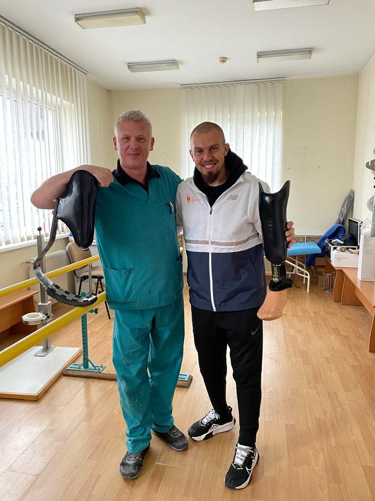 Новини Вінниці - фото з «Скіф» мотивує поранених». Бігун на протезі здолав три марафони і готується до четвертого