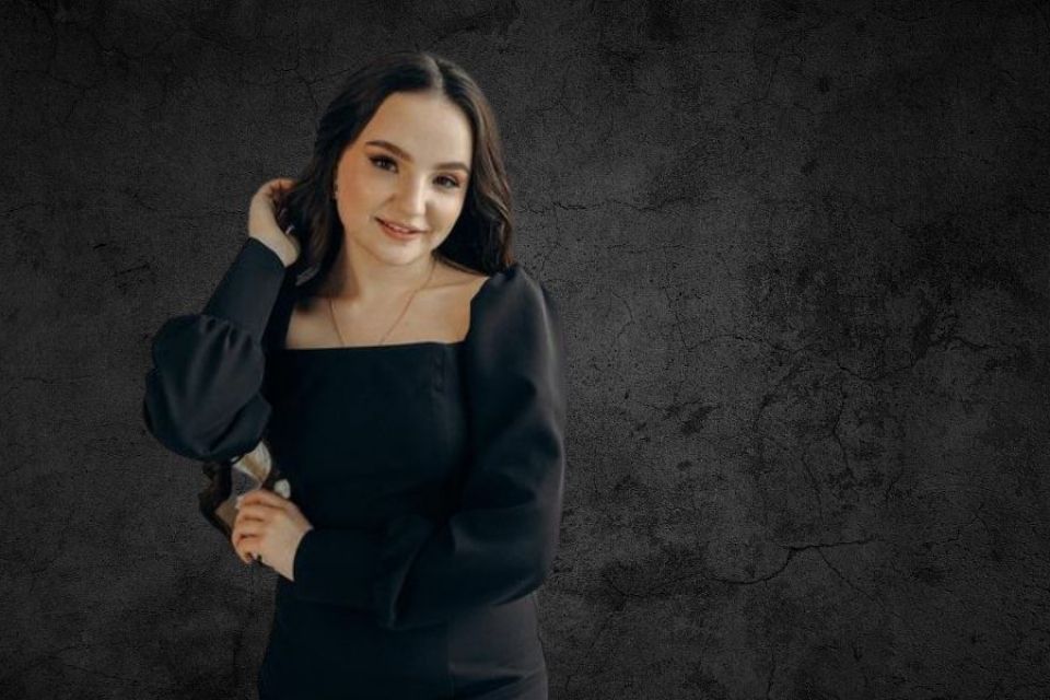 Новини Хмельницького - фото з Найпопулярніші новини на сайті ВСІМ за 2023 рік “Немає нашої дівчинки”. У лікарні померла 22-річна хмельничанка, яка постраждала від ракетного удару