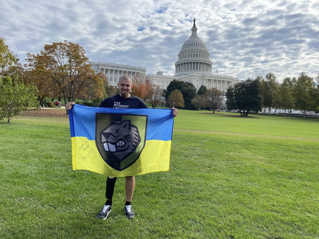 Новини Вінниці - фото з «Скіф» мотивує поранених». Бігун на протезі здолав три марафони і готується до четвертого