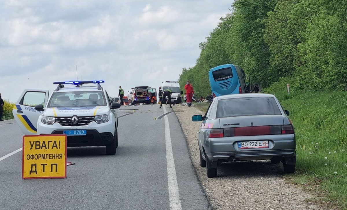 Новини Тернополя - фото з ДТП із автобусами на Тернопільщині, в яких загинули і покалічились люди: де зараз ці справи?