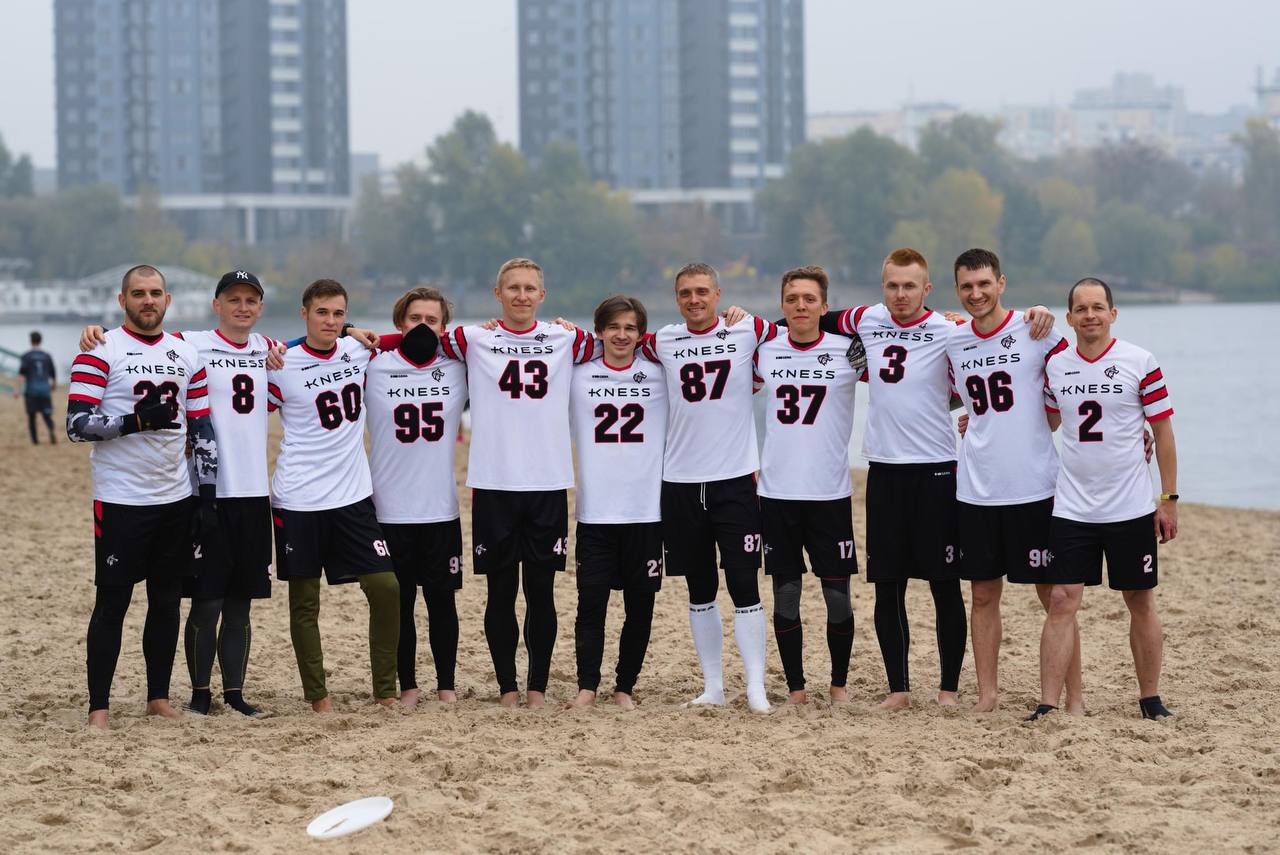 Новини Вінниці - фото з Алтимат-фризбі почали культивувати у Вінниці вимушені переселенці з Харкова