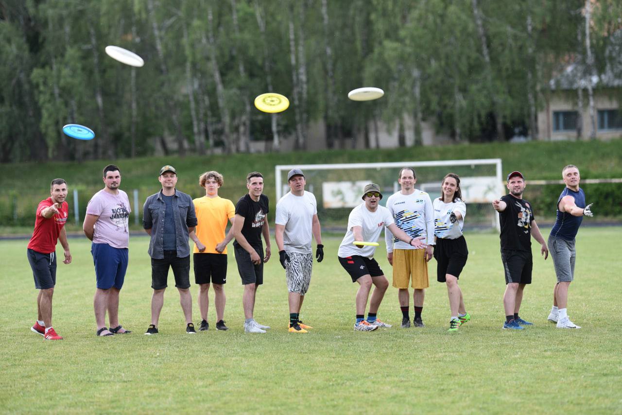 Новини Вінниці - фото з Алтимат-фризбі почали культивувати у Вінниці вимушені переселенці з Харкова