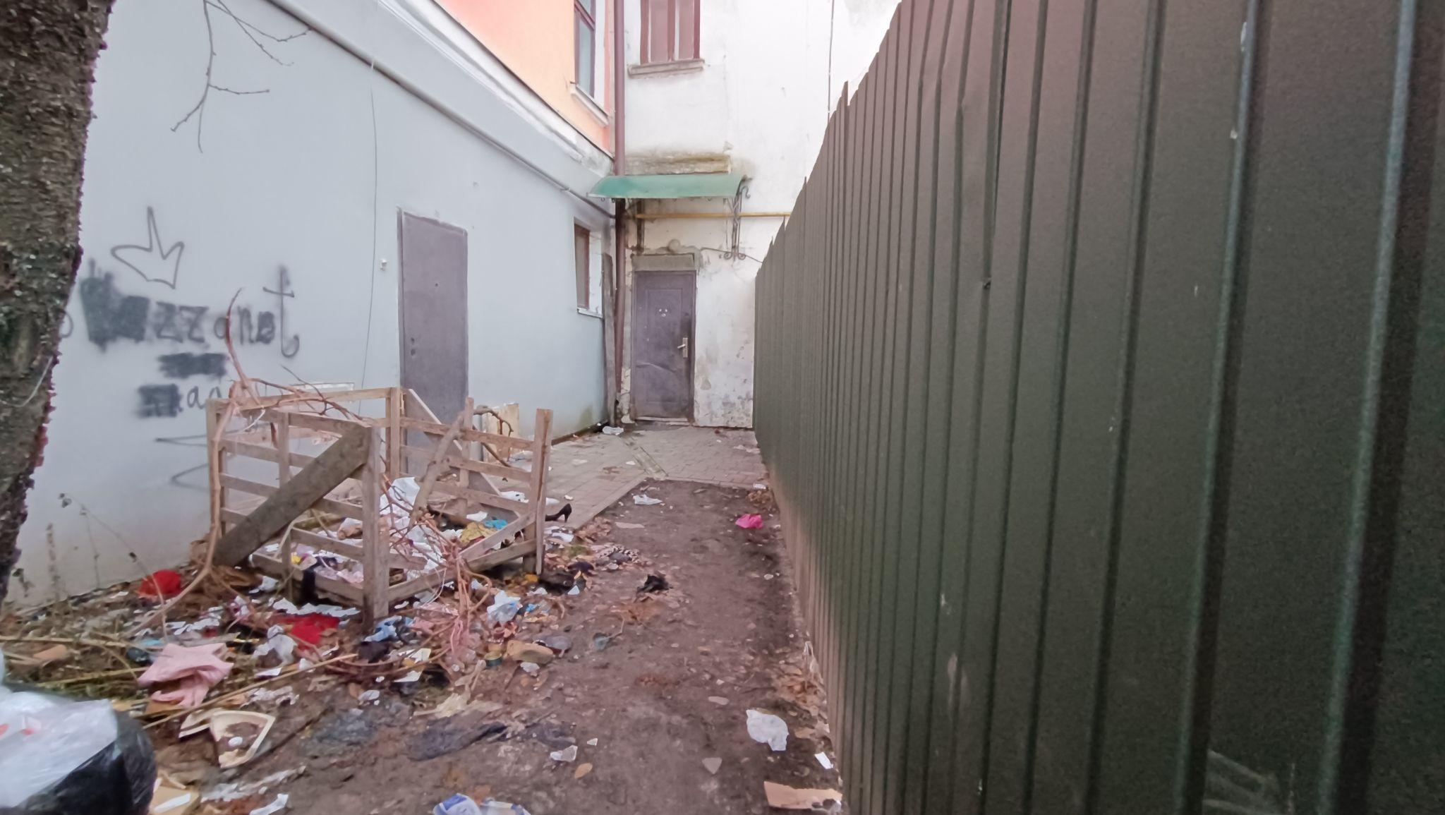 Новини Тернополя - фото з Боротьба за монастир на паузі? «20 хвилин» дізналися, що з будівництвом біля Катедри