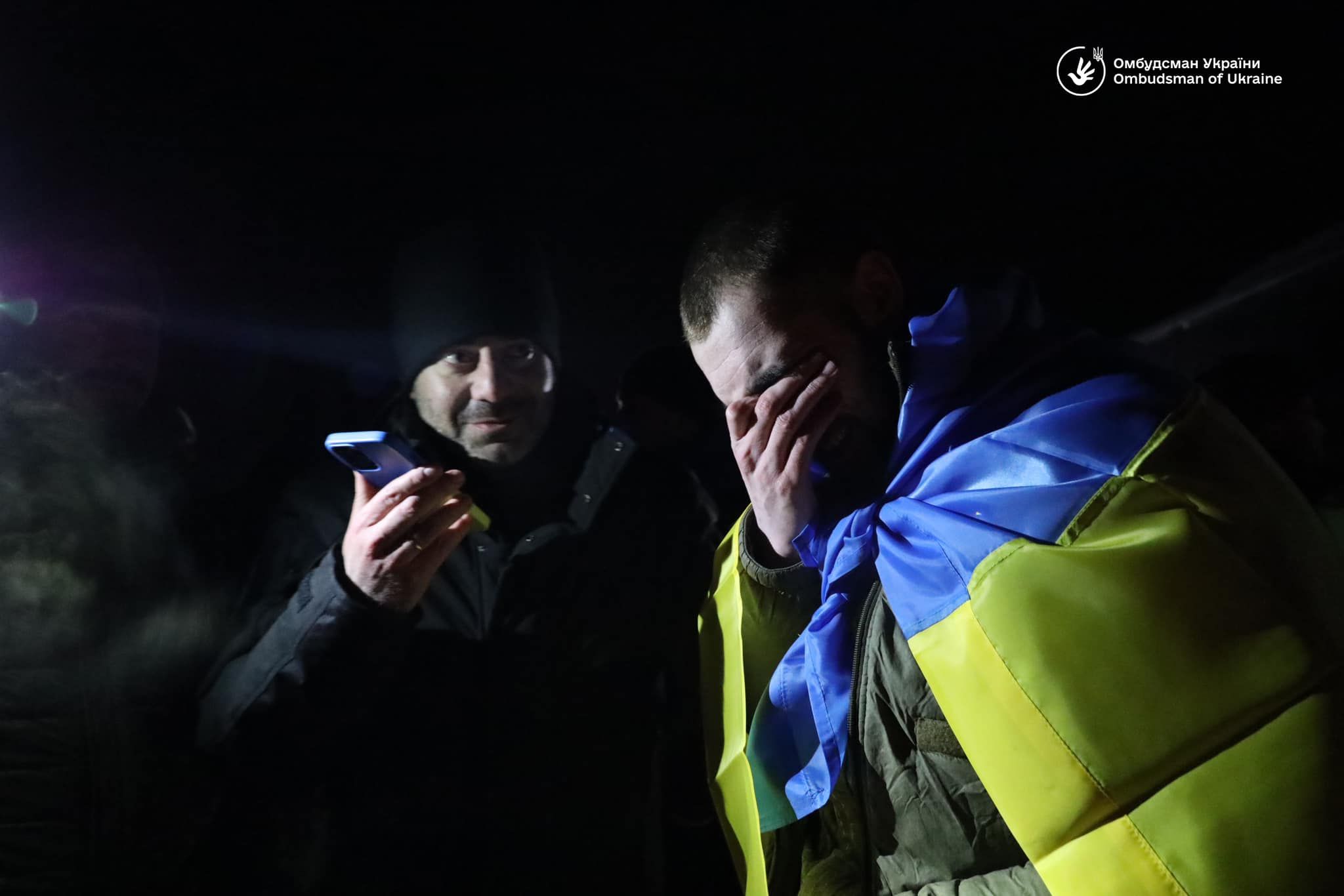 Новини Хмельницького - фото з Найбільший обмін полоненими: додому повернулися 230 українських захисників (ФОТО, ВІДЕО)