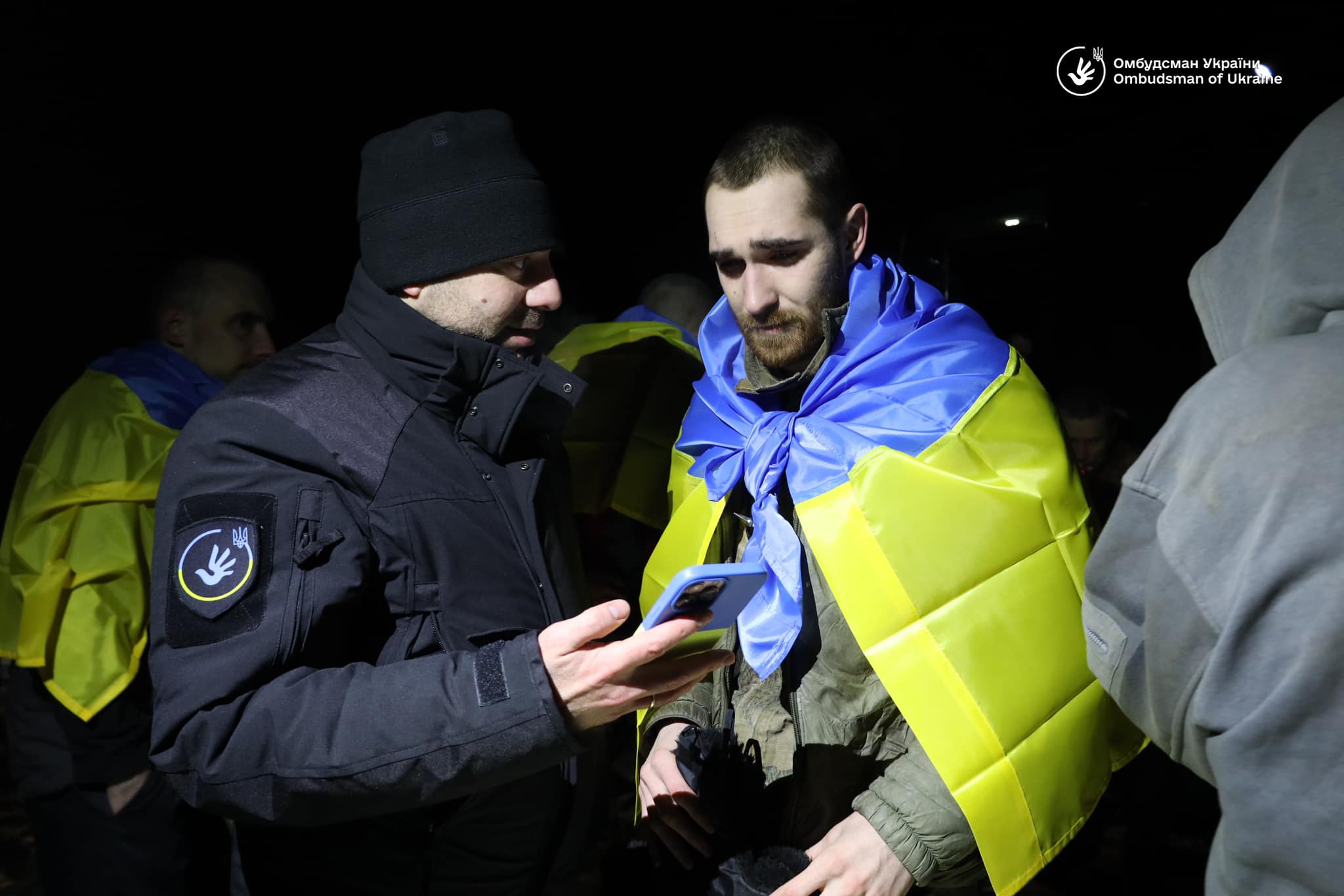 Новини Хмельницького - фото з Найбільший обмін полоненими: додому повернулися 230 українських захисників (ФОТО, ВІДЕО)