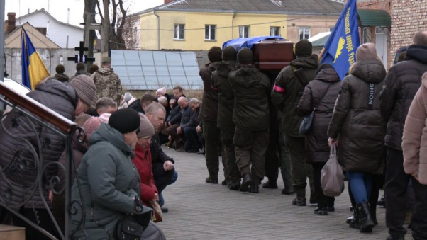 Новини Хмельницького - фото з Хмельницький попрощався із військовим Віталієм Свіщовим
