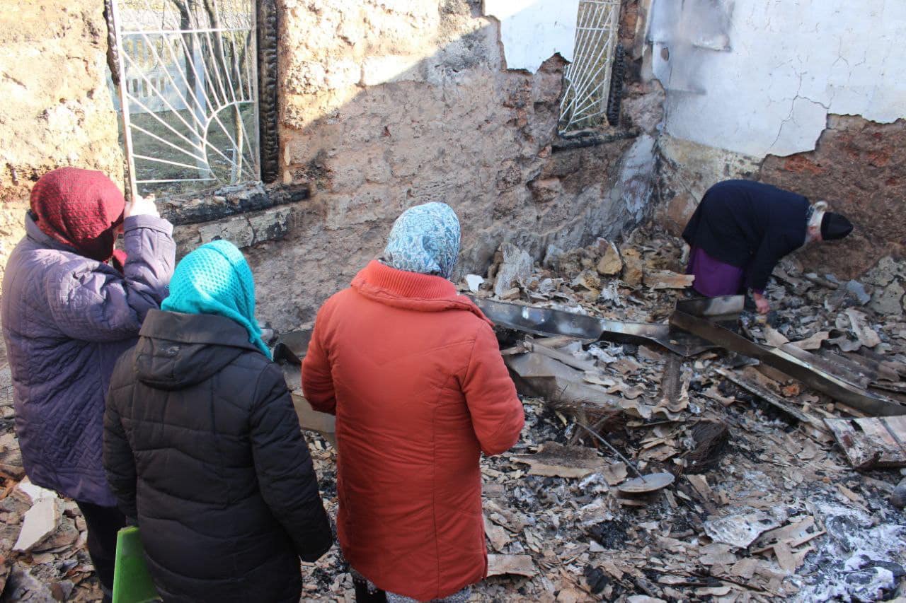 Новини Вінниці - фото з У селі на Вінниччині згоріла каплиця УПЦ, дивом вціліли лише дві ікони