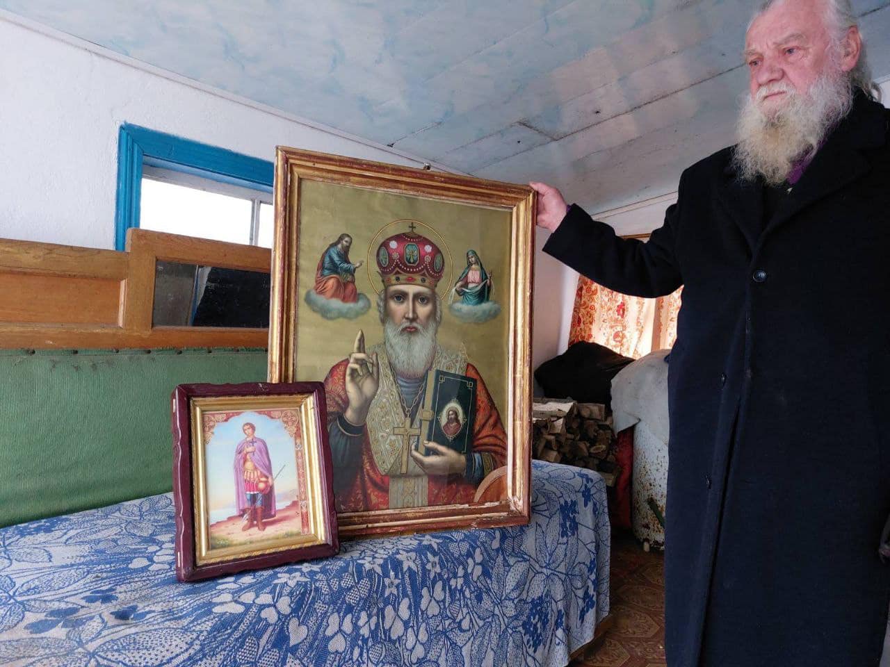 Новини Вінниці - фото з У селі на Вінниччині згоріла каплиця УПЦ, дивом вціліли лише дві ікони