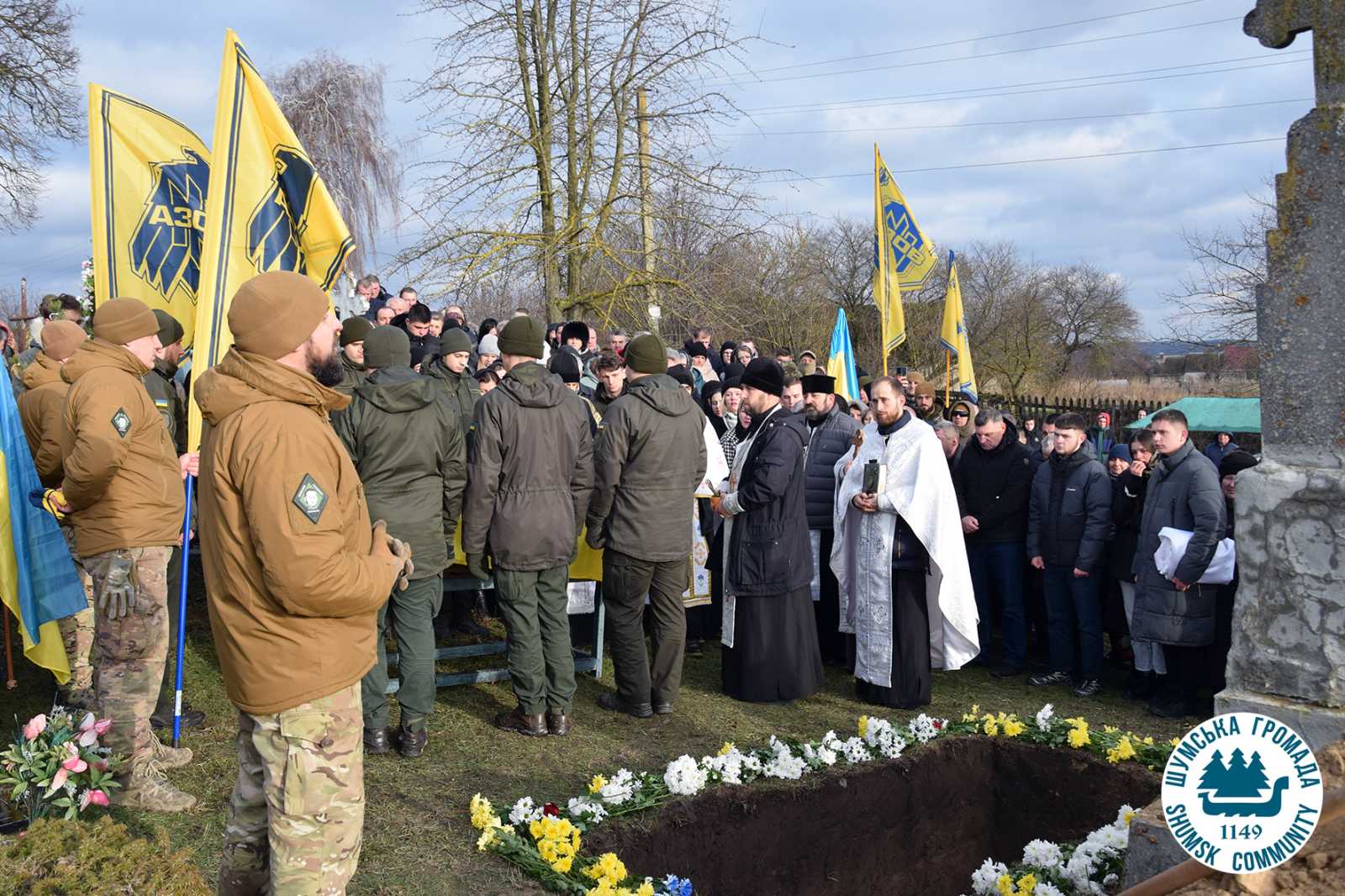 Новини Тернополя - фото з Шумська громада провела в останню путь гранатометника Микиту Бєлякова