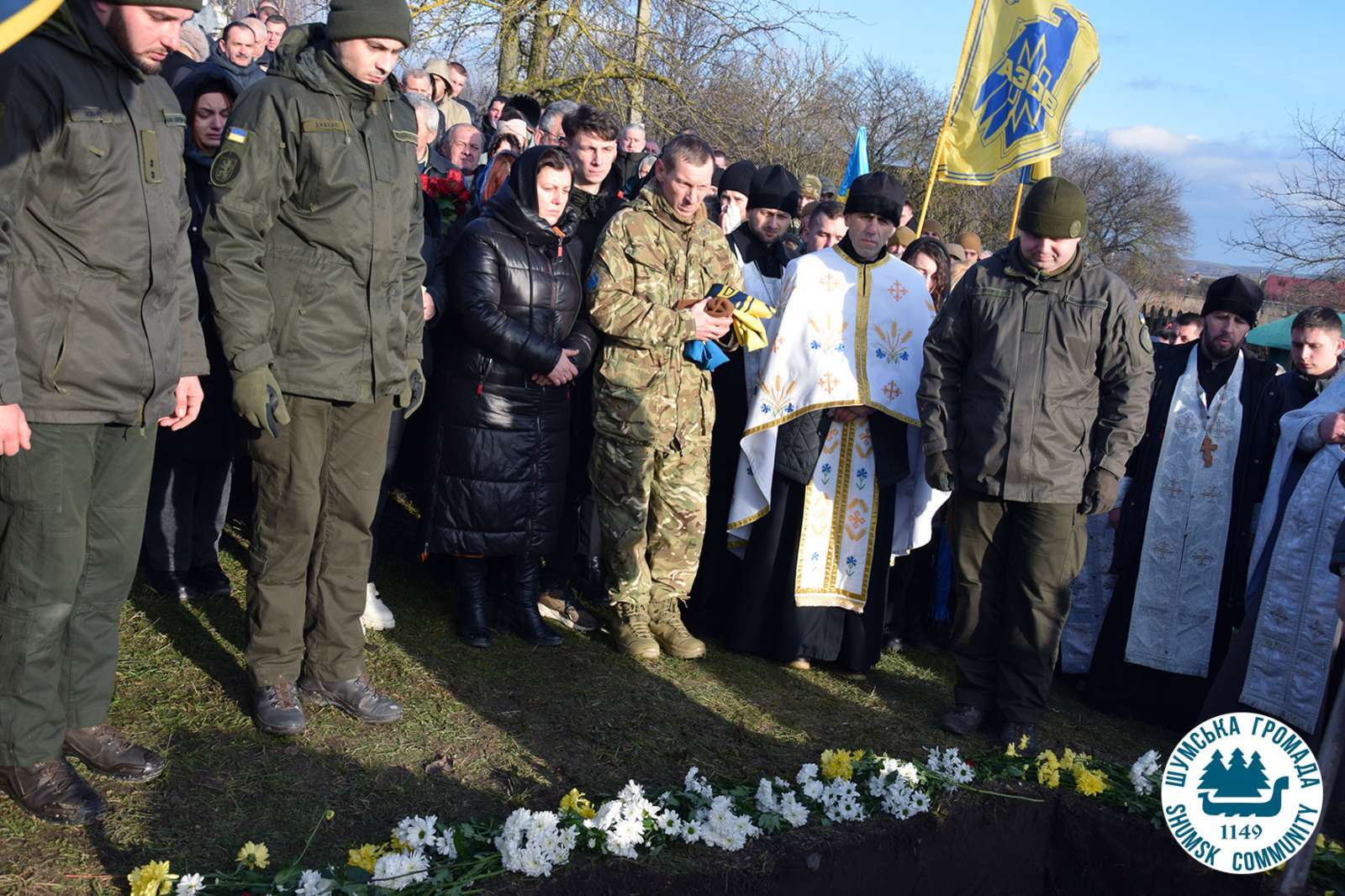 Новини Тернополя - фото з Шумська громада провела в останню путь гранатометника Микиту Бєлякова