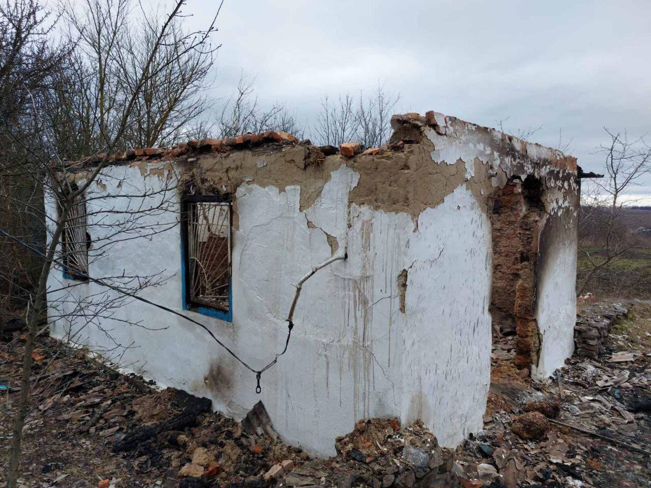 Новини Вінниці - фото з У селі на Вінниччині згоріла каплиця УПЦ, дивом вціліли лише дві ікони