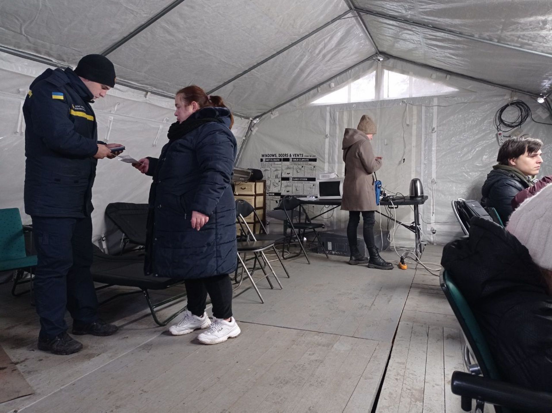 Новини Тернополя - фото з Жителі Тернопільщини можуть зігрітися у понад 30 пунктах: які умови та що доступно