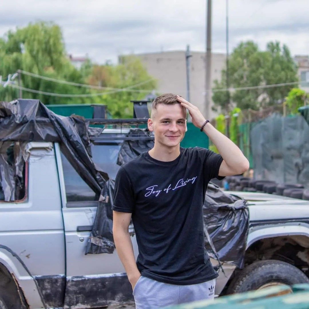 Новини Житомира - фото з Під час виконання бойового завдання загинув 23-річний пілот МіГ-29 Владислав Залістовський родом з Малина