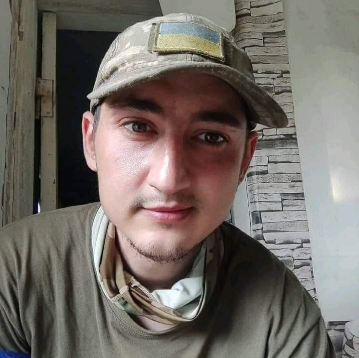 Новини Тернополя - фото з На війні загинув захисник з Тернопільщини Ярослав Дутчак На зображенні може бути: 1 особа та капелюх