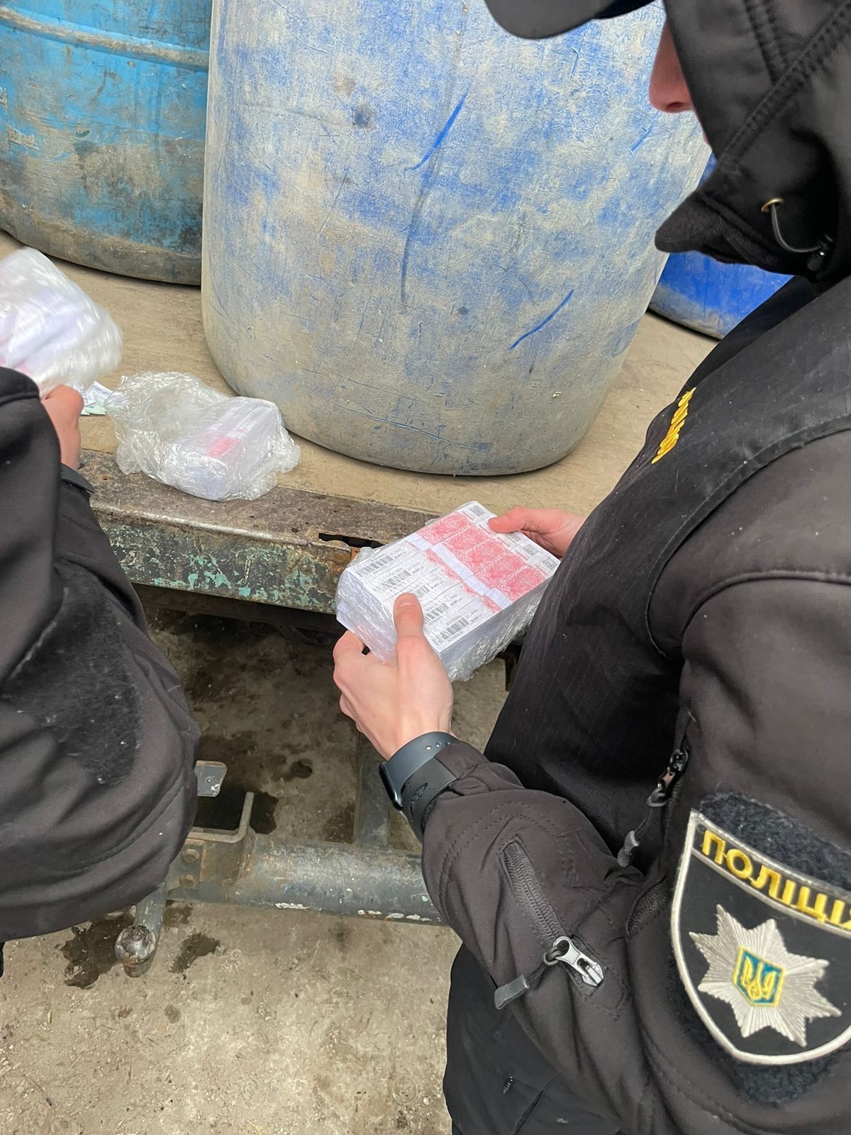 Новини Тернополя - фото з Судитимуть організаторів підпільного алкоцеху на Тернопільщині — Генпрокуратура