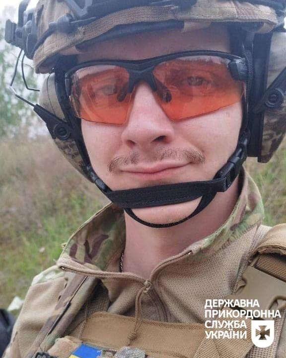 Новини Хмельницького - фото з Рідні загиблого прикордонника зі Старокостянтинова передали дрони для війська