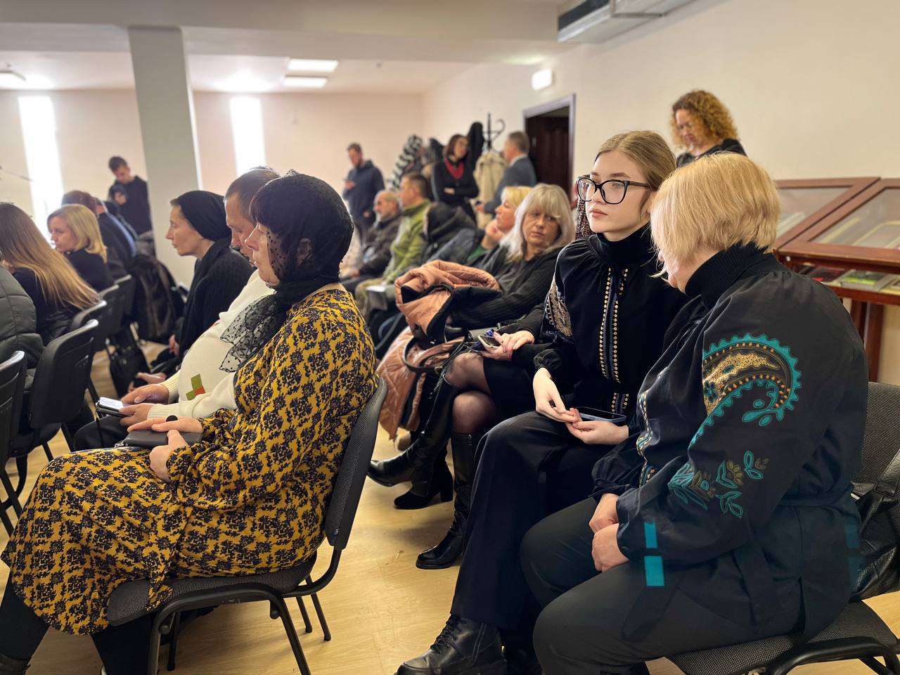 Новини Тернополя - фото з «Вони навіки у наших серцях»: у Тернополі посмертно нагородили військових (РЕПОРТАЖ)