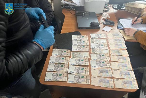 Новини Хмельницького - фото з Комунальник з Хмельницького брав хабарі за утилізацію небезпечних відходів